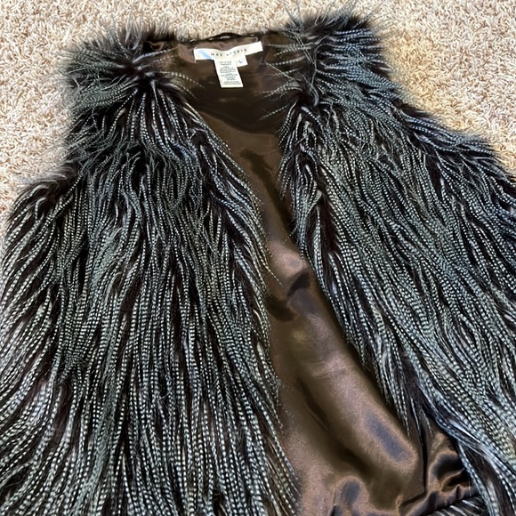 Max studio furry vest - Picture 2 of 5